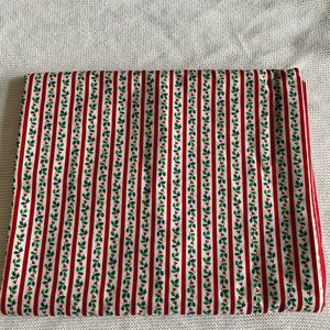 Holly stripe table cloth